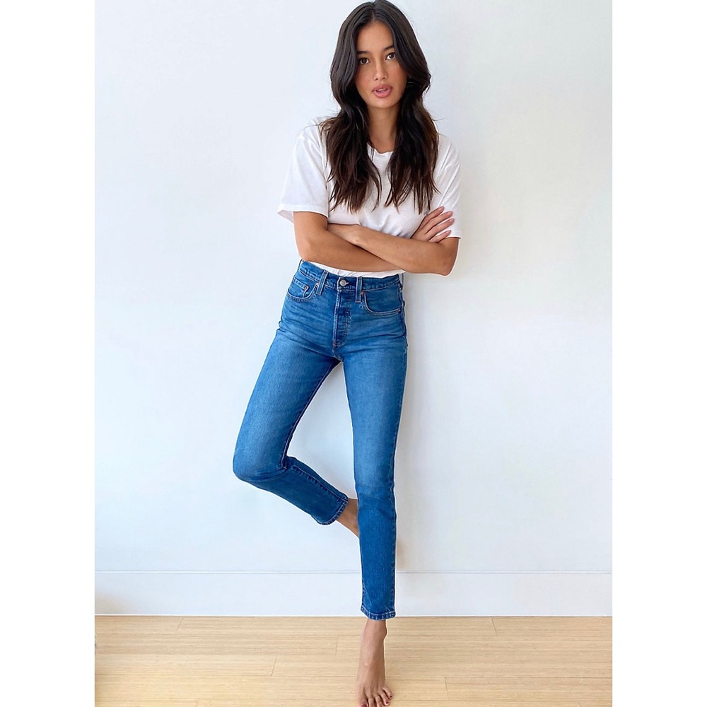 BRAND NEW LEVI 501 DENIM